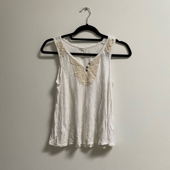 Boho Embroidered Tank - Picture 1 of 3